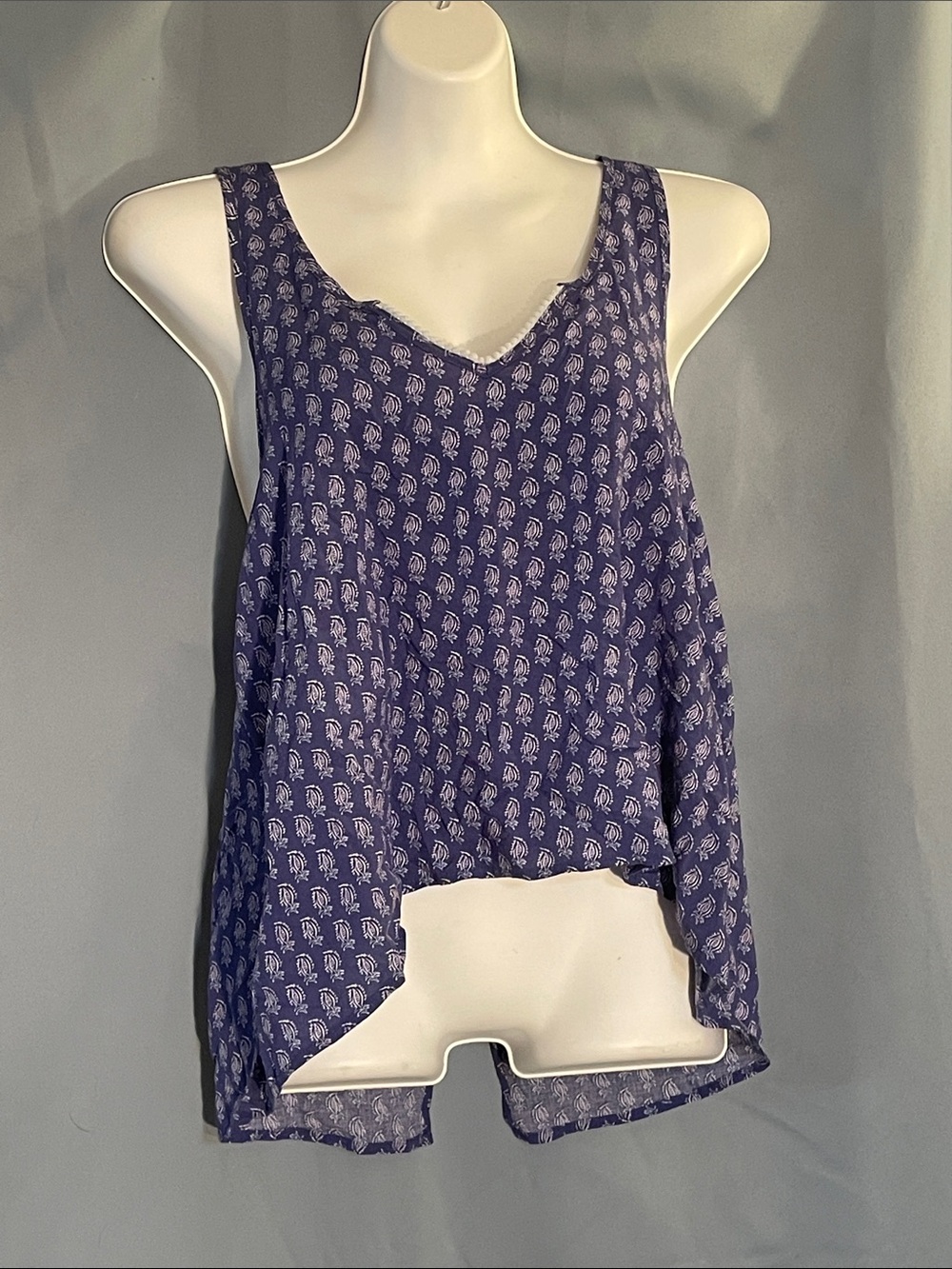 Jasmine & Ginger Purple Printed V-Neck Camisole